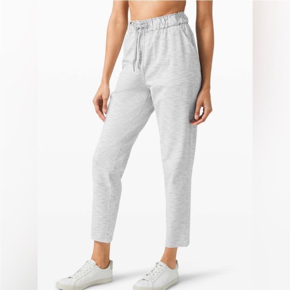 lululemon athletica Pants - Lululemon Keep Moving Pant -7/8th Size 8